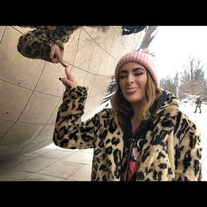 Meet your Posher, Macy